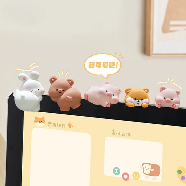 CharmCritters β Pink Pig & Cat Mini Desktop Decoration Toys